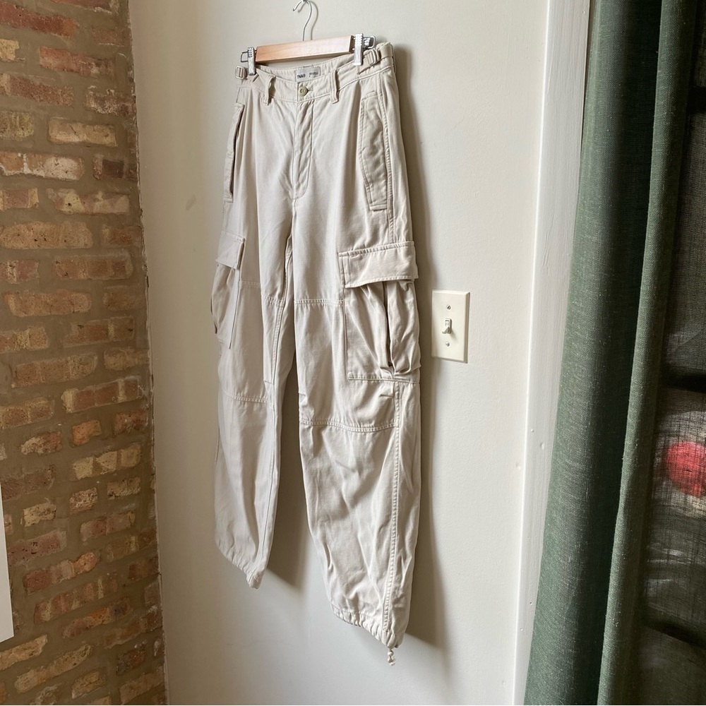 TNA ARITZIA SIZE 8 cream cargos Women's Tan Cargo Pants - Picture 1 of 12